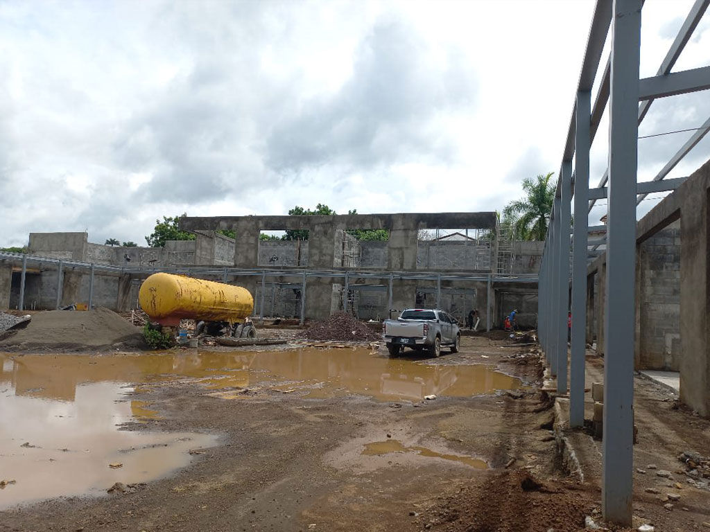 Plaza Cumbres Las Colinas